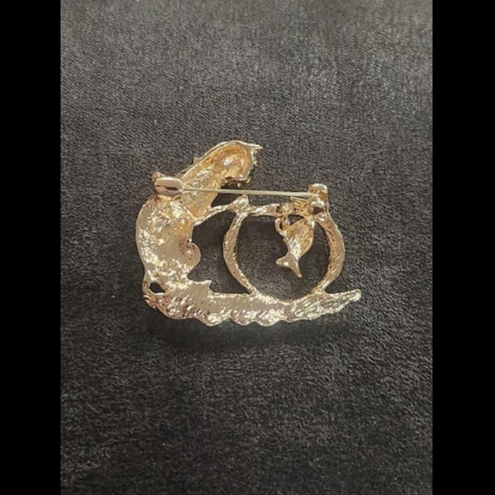 Gold & Purple Rhinestone Cat Brooch - Picture 2 of 2